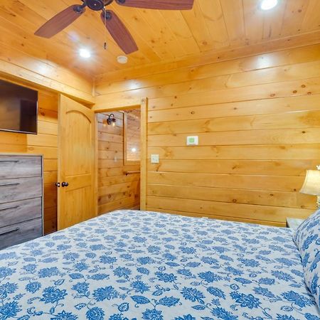 Gatlinburg Vacation Rental With Private Hot Tub! Екстериор снимка