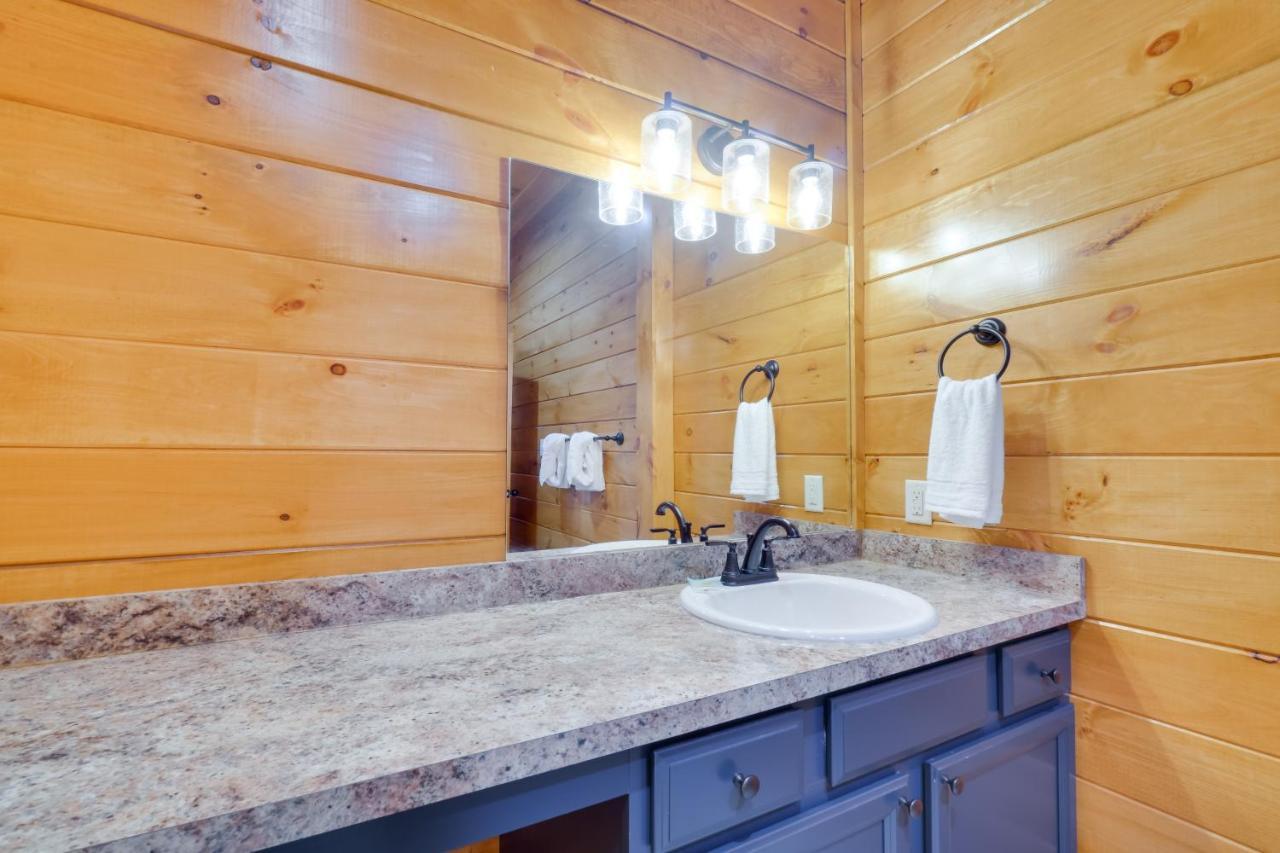 Gatlinburg Vacation Rental With Private Hot Tub! Екстериор снимка