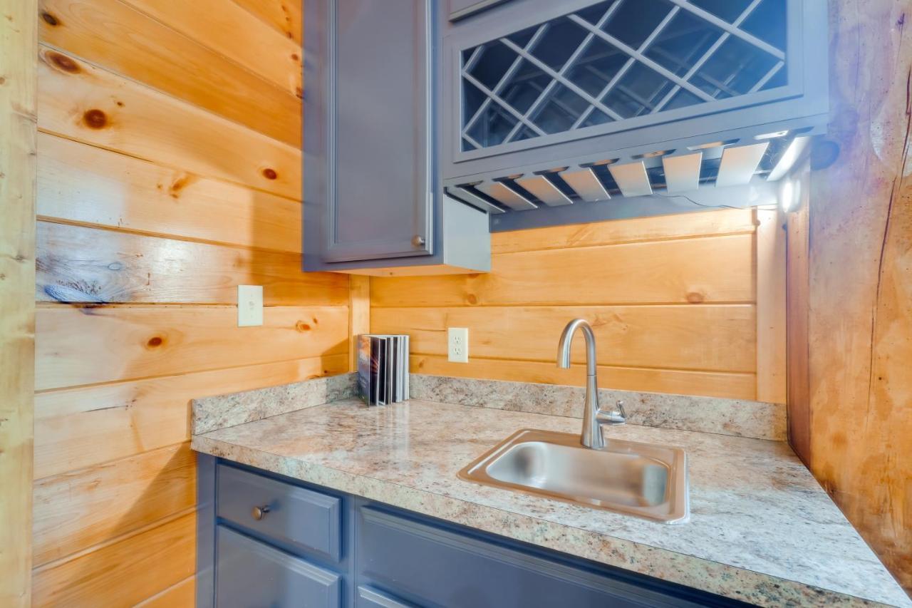 Gatlinburg Vacation Rental With Private Hot Tub! Екстериор снимка